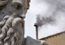 Conclave: 2º dia inicia com fumaça preta e indefinição do futuro papa